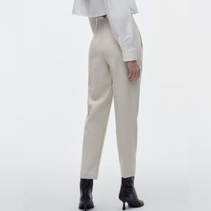 Zara Slacks Ankle Pants | Popular!! | Oyster White | Size XS 💞